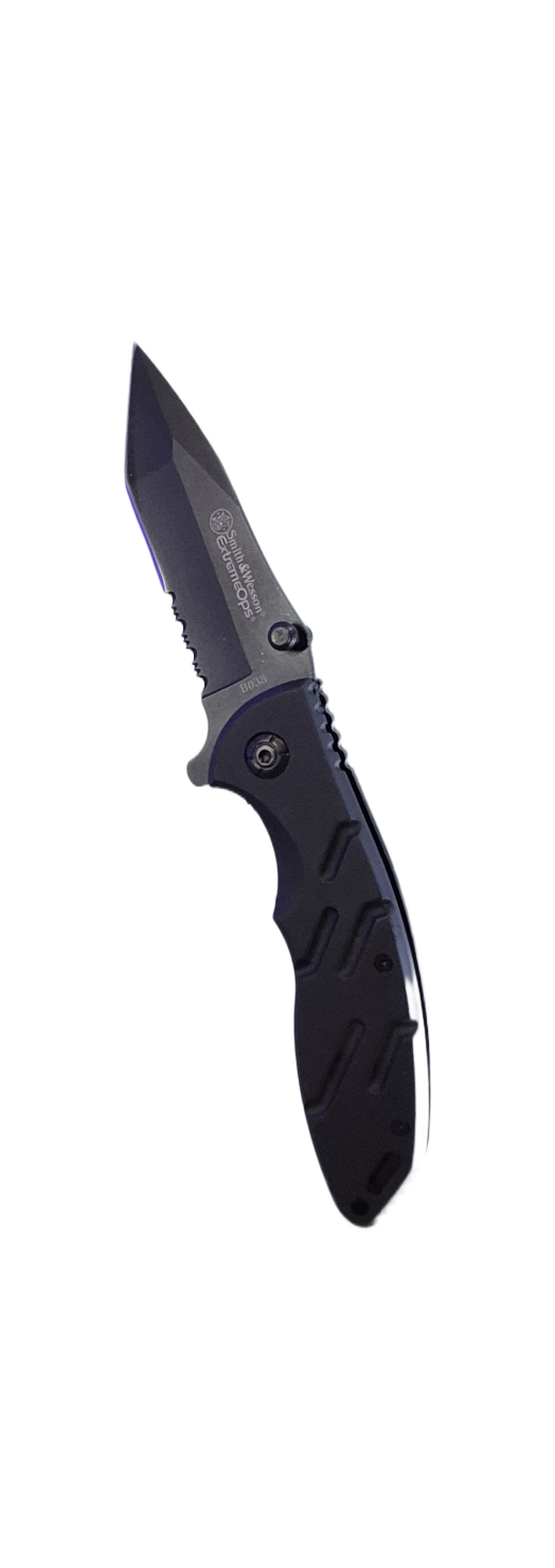 SMITH AND WESSON EXTREME OPS KNIFE